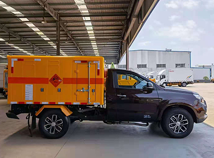 霍邱爆破器材运输车